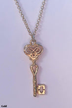 Load image into Gallery viewer, Golden Key Necklace