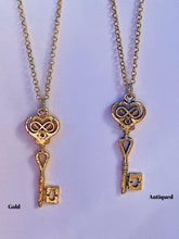 Load image into Gallery viewer, Golden Key Necklace
